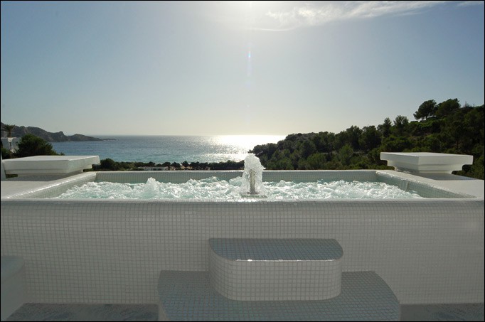 Villa 284 5 BEDROOMS CALA JONDAL IBIZA gallery image 5