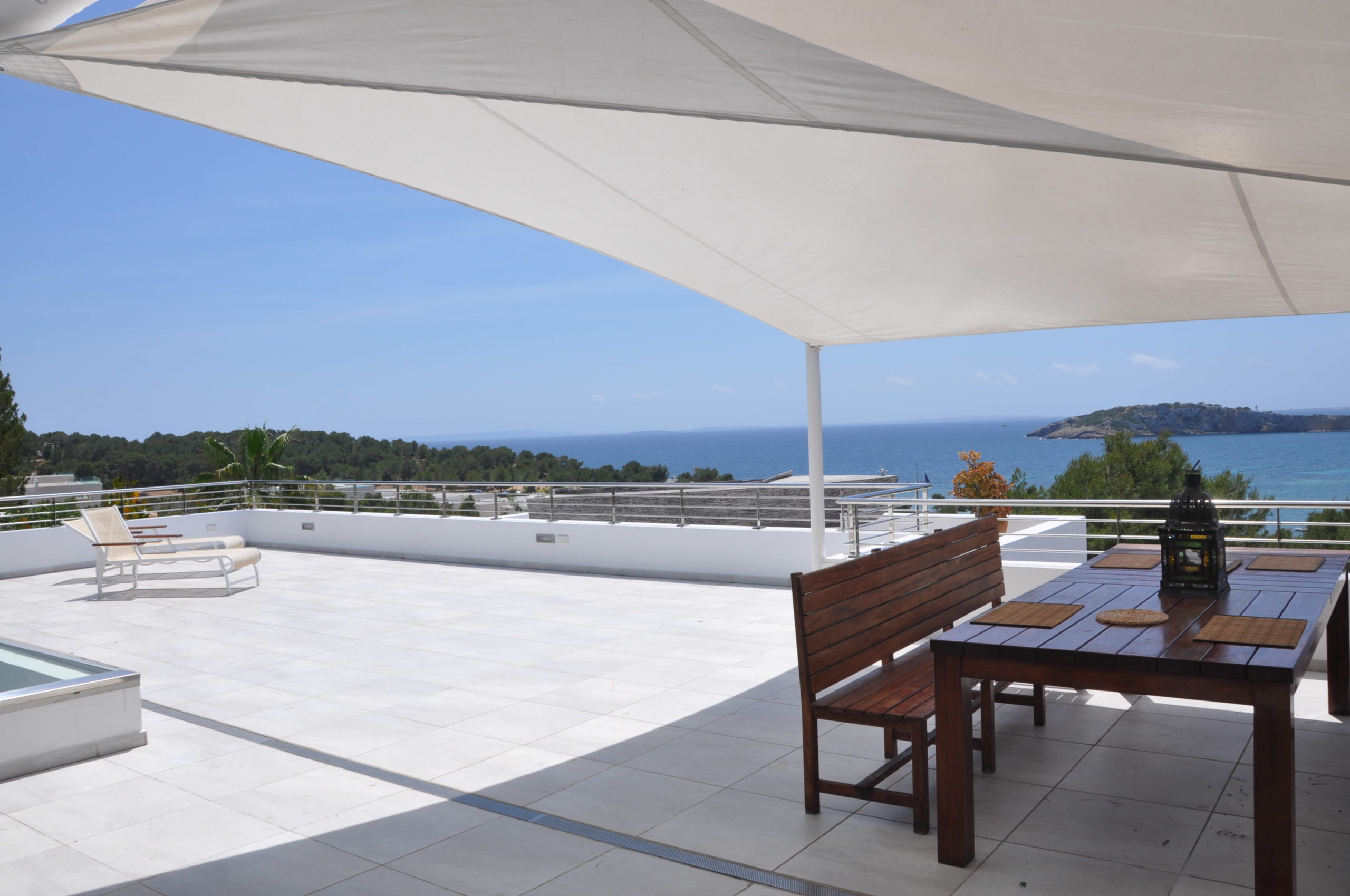 VILLA 308 5 BEDROOMS TALAMANCA IBIZA gallery image 1