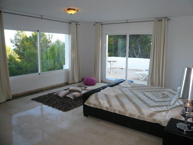 VILLA 279 6 BEDROOMS ES CUBELLS IBIZA gallery image 11
