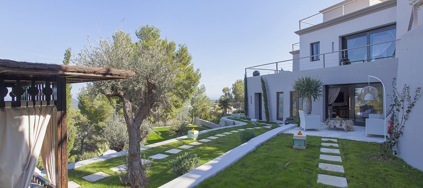 VILLA 304  4 BEDROOMS SALINAS IBIZA gallery image 11