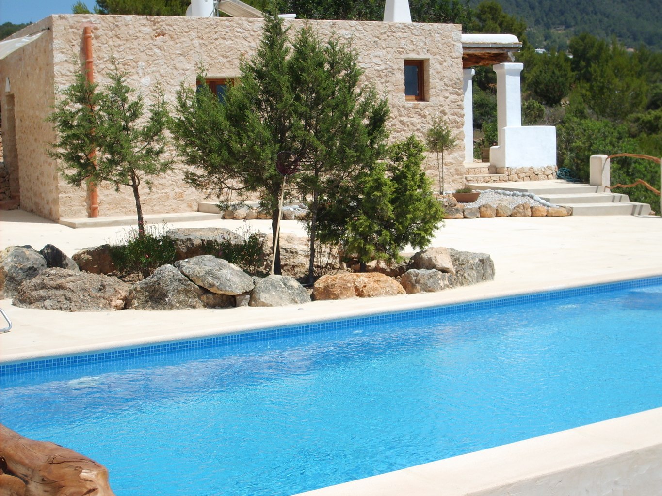 VILLA 278 1 BEDROOM CALA TARIDA IBIZA gallery image 3