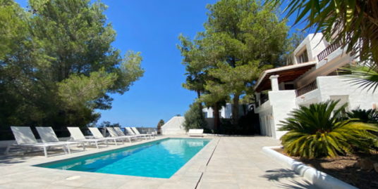 VILLA 41 6 BEDROOMS SAN MIGUEL IBIZA