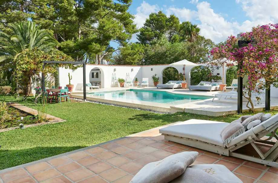 VILLA 371 – 6 BEDROOMS – PORT DES TORRENT AREA gallery image 8