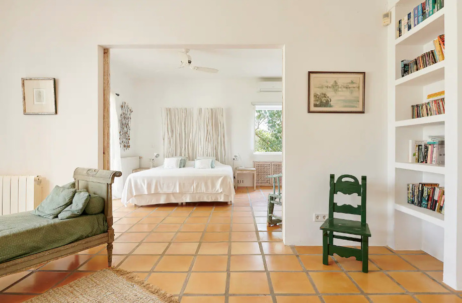 VILLA 371 – 6 BEDROOMS – PORT DES TORRENT AREA gallery image 17