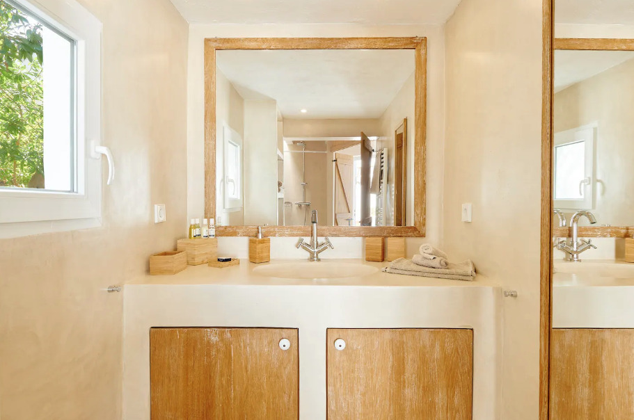 VILLA 371 – 6 BEDROOMS – PORT DES TORRENT AREA gallery image 30